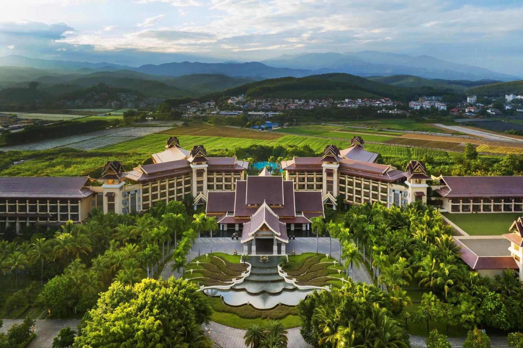 Sheraton Grand Xishuangbanna Hotel Jinghong Εξωτερικό φωτογραφία