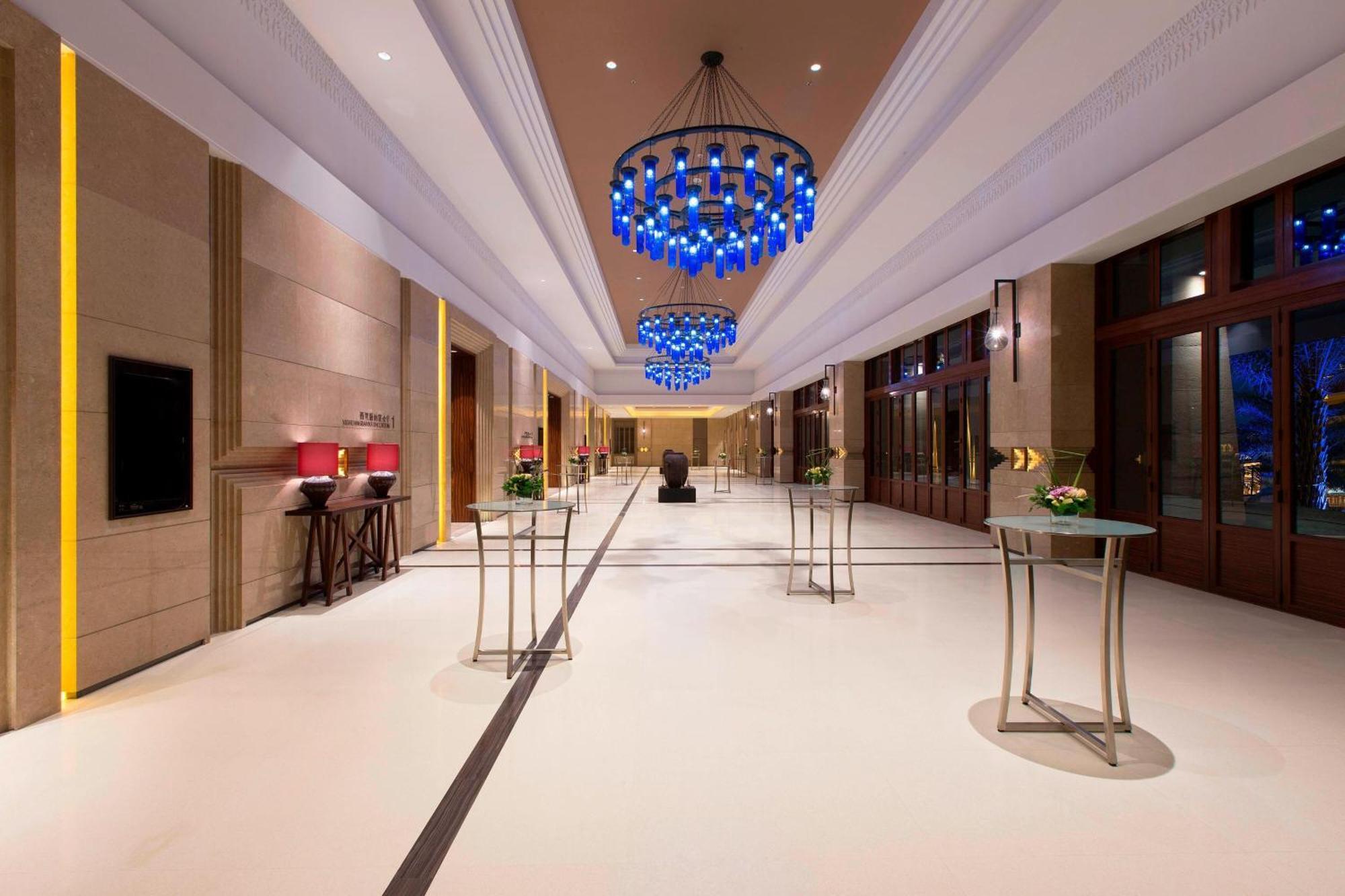 Sheraton Grand Xishuangbanna Hotel Jinghong Εξωτερικό φωτογραφία