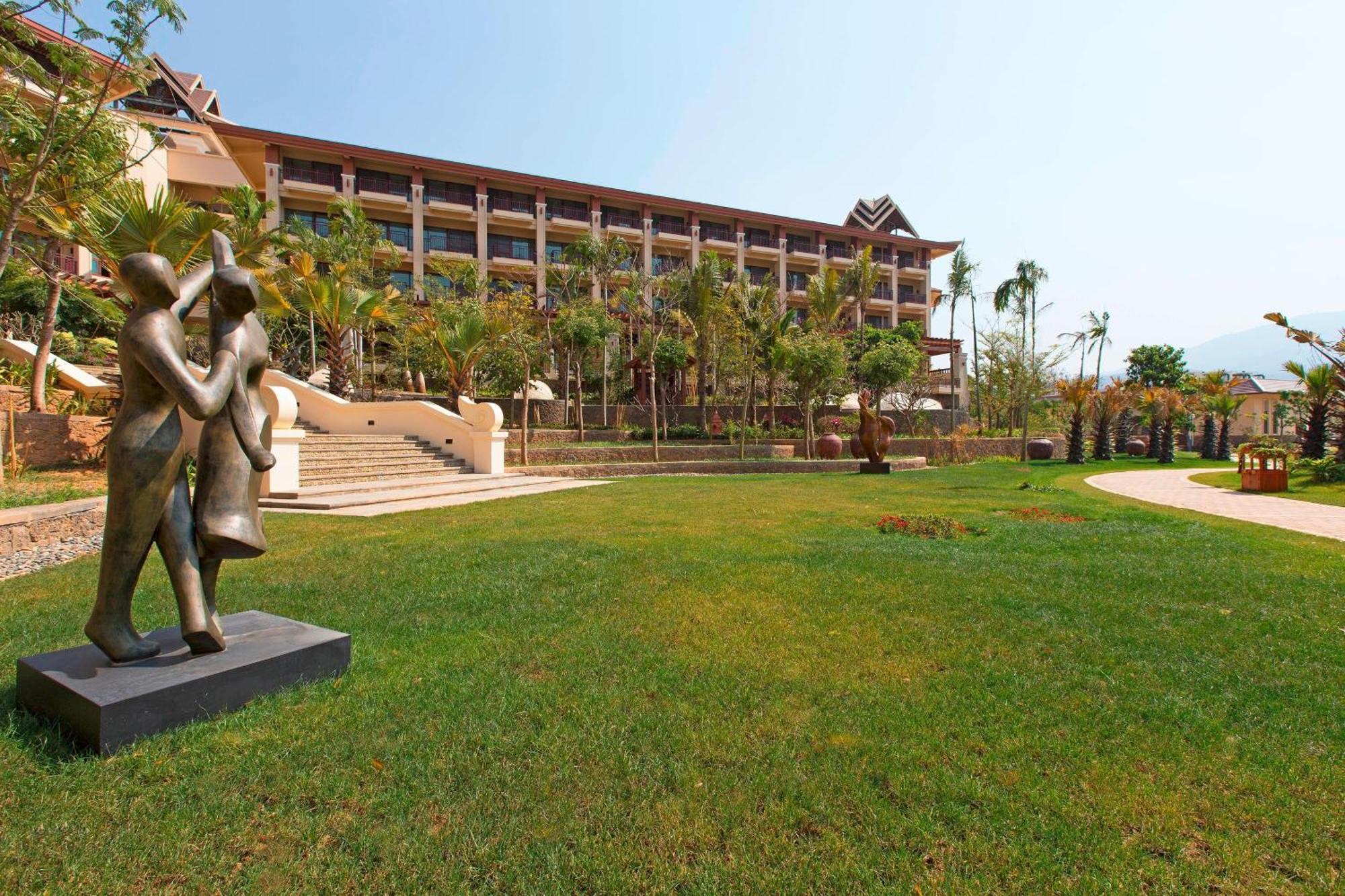 Sheraton Grand Xishuangbanna Hotel Jinghong Εξωτερικό φωτογραφία